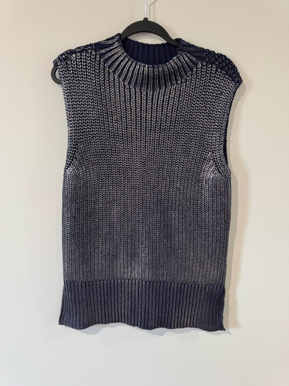 Pilcro Navy and Metallic Chunky Knit Vest Size Small